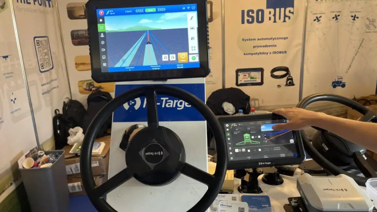 Фото: Адриана Качоровска / Adriana Kaczorowska / farmer.pl
Система GPS-навигации Hi-Target