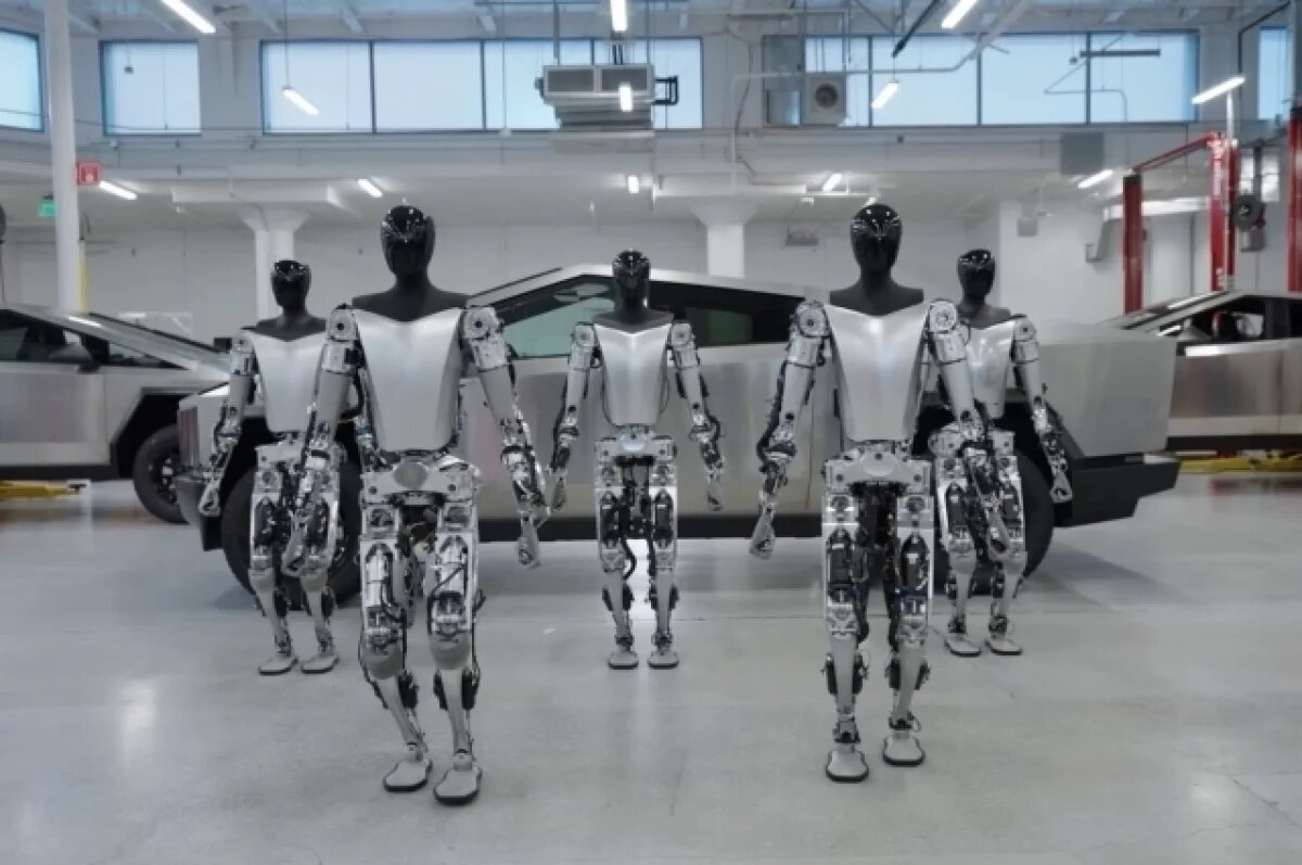    Рабочий завода Tesla в США требует $51 млн после нападения робота