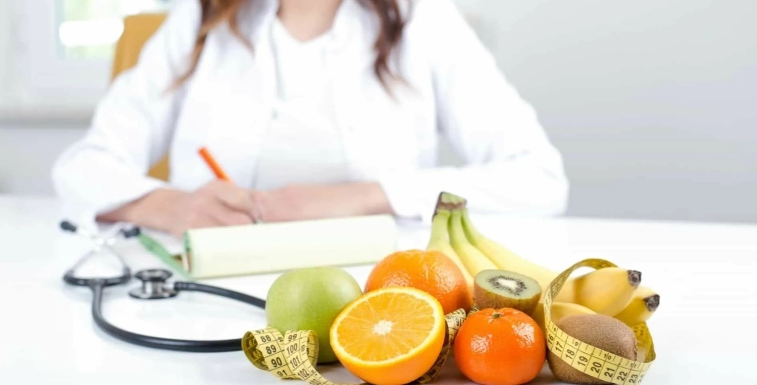 Вместе, а не вместо: нутрициолог не заменяет врача, а работает в тандеме. 🌿