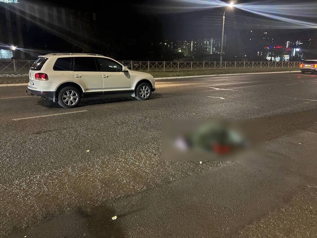    В Оренбурге на регулируемом пешеходном переходе женщина погибла под колесами внедорожника
