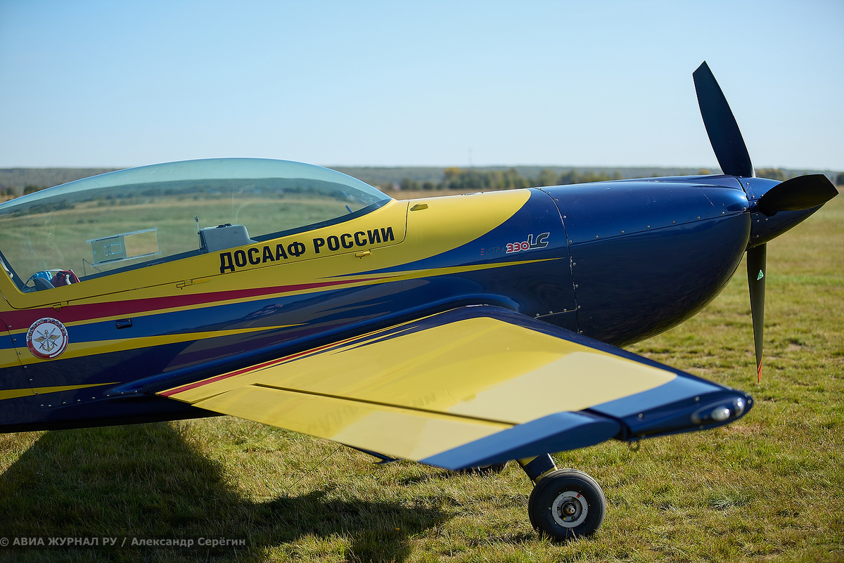Extra-330LC, аэродром Дракино, г. Серпухов / АВИА ЖУРНАЛ РУ / Фото: Александр Серёгин