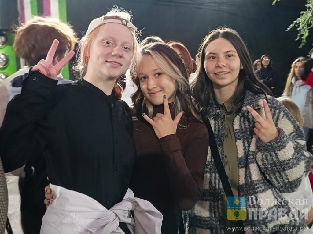     В Волжском открыли «Гараж» и «Белую ворону»
