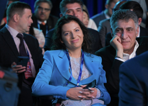 Тигран Кеосаян и Маргарита Симоньян. Фото: Яндекс картинки