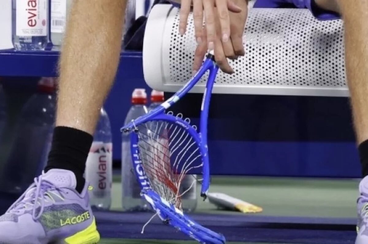    Медведев объяснил свои нервные срывы на корте