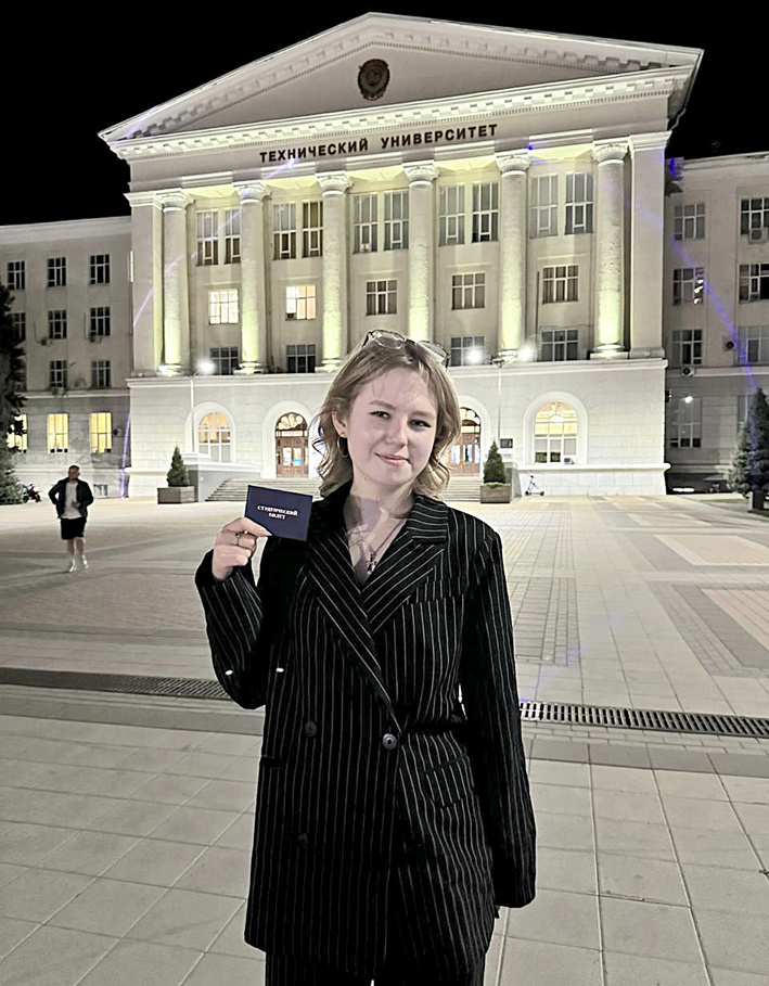 Листайте вправо, чтобы увидеть больше изображений