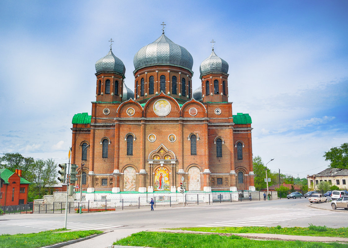 Боголюбский собор в Мичуринске. Фото с сайта https://fotokto.ru/photo/view/3888596.html