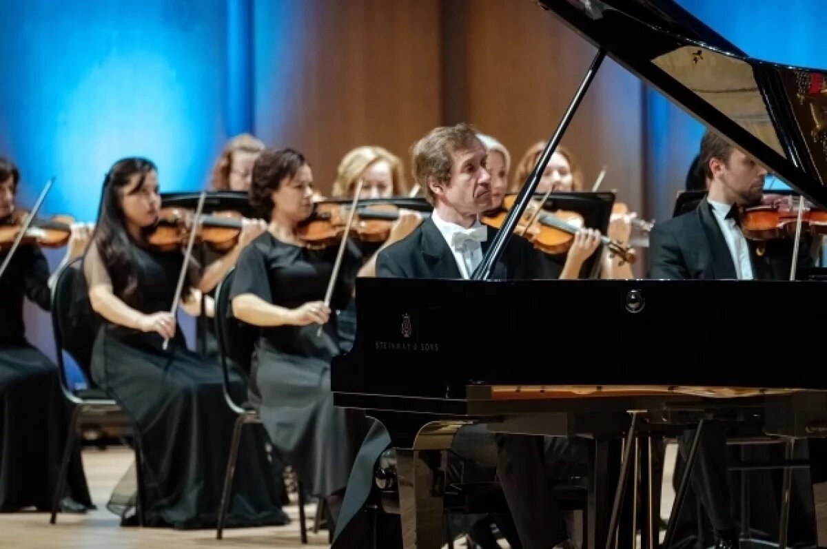    Живая музыка обладает особой энергетикой, которая не сравнится ни с чем.