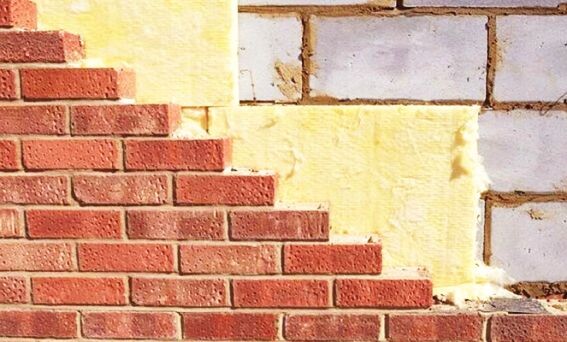 Минеральная вата под кирпичом