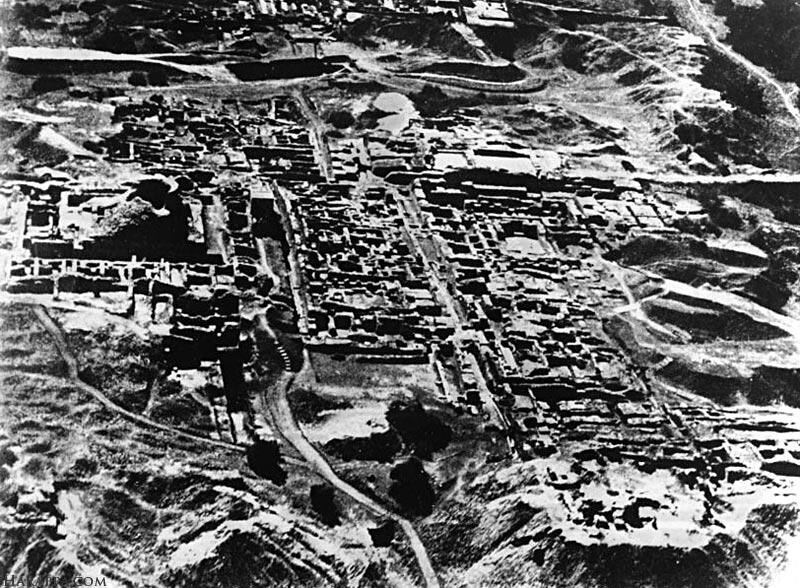 Aerial View of Mohenjo-daro [107A]