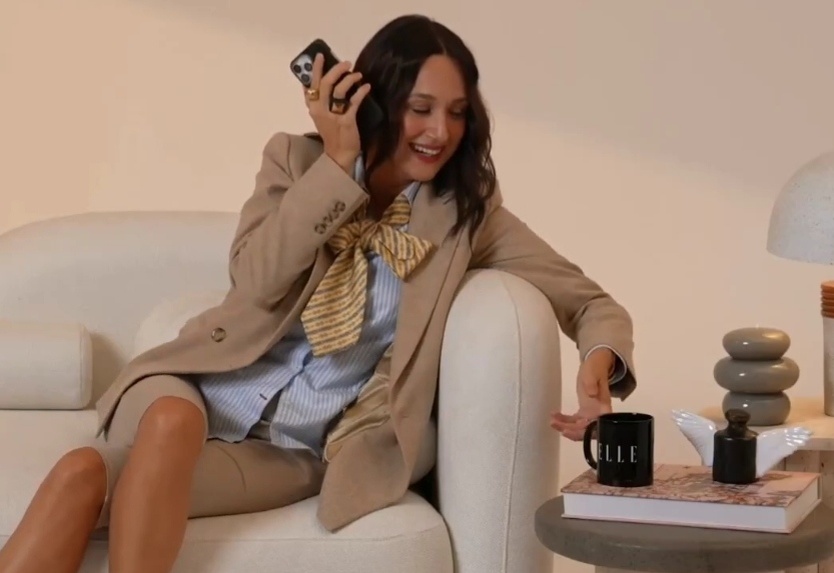 Фото скрин из программы. Гюпсе Озай.