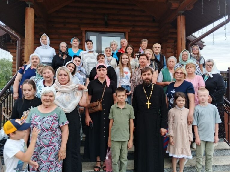    Комитет семей воинов Отечества оказывает помощь участникам СВО и их семьям в Оренбуржье Антон Пичурин