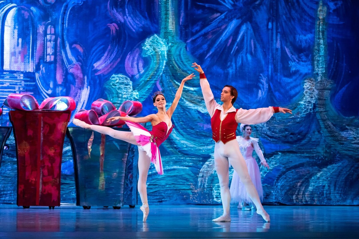 Фото с https://kremlinpalace.org/events/h-festival-baleta-v-kremle-shchelkunchik-p-chaykovski