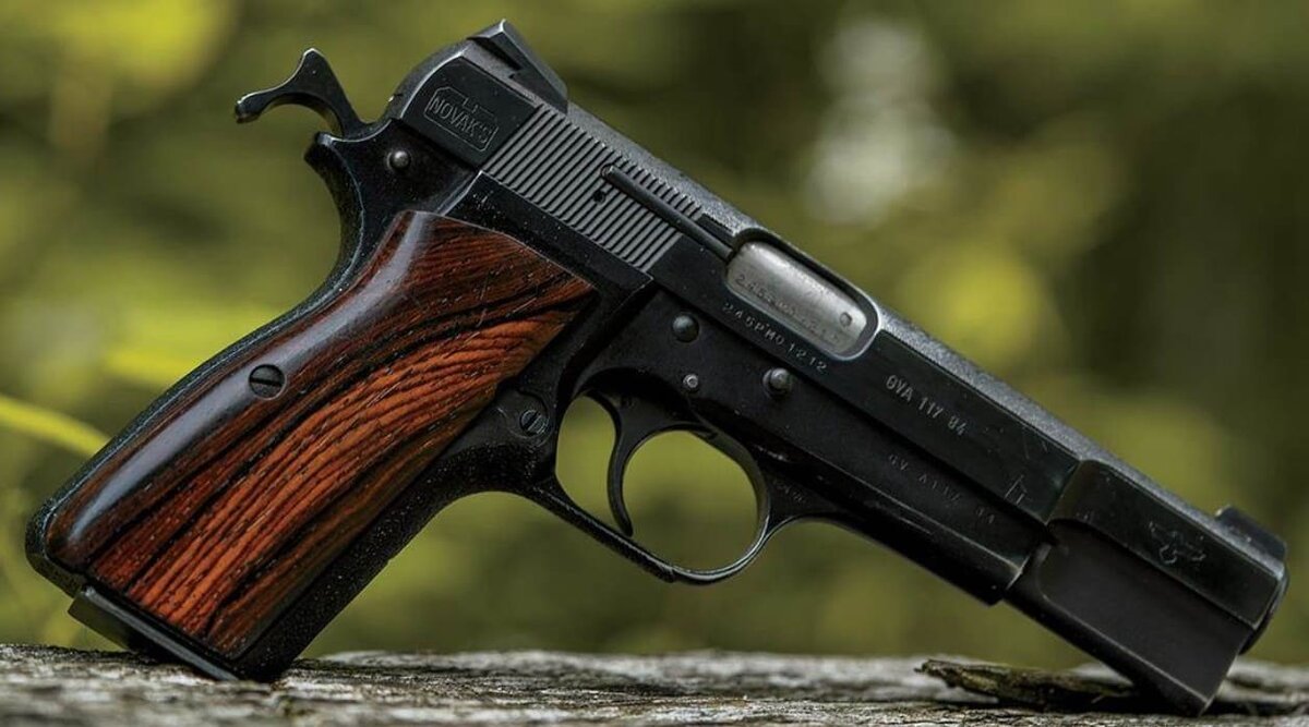  Пистолет НР от Novak’s Custom.