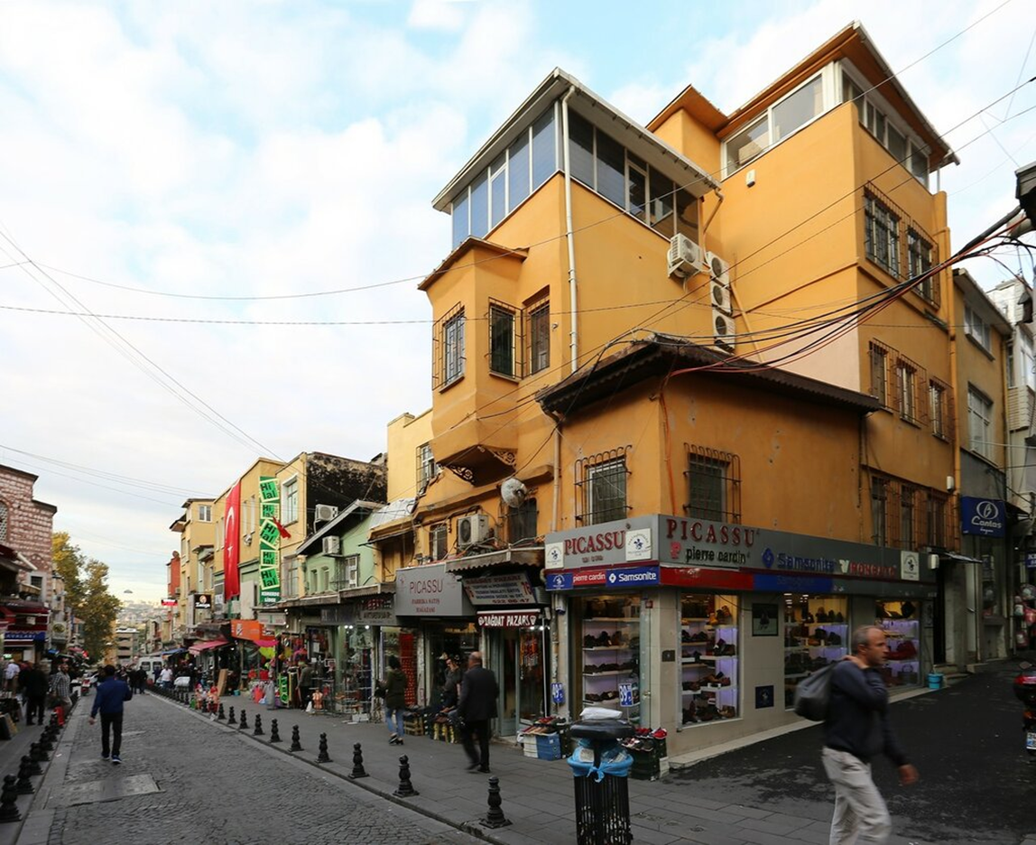 Торговая улица Uzun Çar. Стамбул