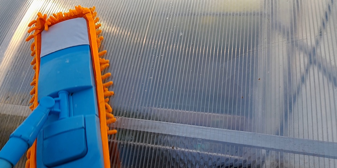 Чем обработать теплицу в октябре от кладоспориоза и фитофтороза. Как восстановить плодородие почвы