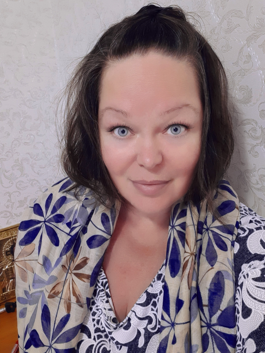 Натулька, вроде не старая еще бабулька 😄