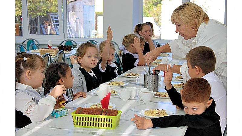    Здесь учиться каждый рад!