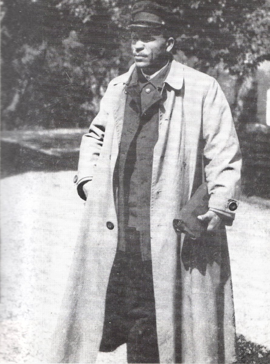 Ф. Задорожный. Фото князя императорской крови Романа Петровича из книги 
«Am Hof des letzten Zaren: 1896–1919», 1917‒1918 гг.