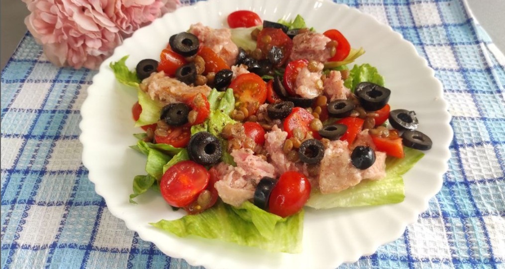 Салат с чечевицей и помидорами для похудения!