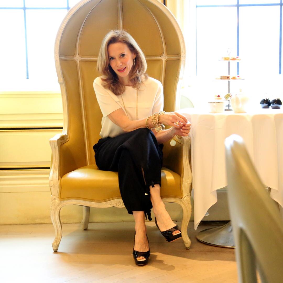 Что бы Моника ни создавала, отправной точкой для неё является вневременность. «Я спрашиваю себя: может ли женщина носить это каждый день?»