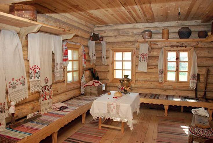 Главная комната.