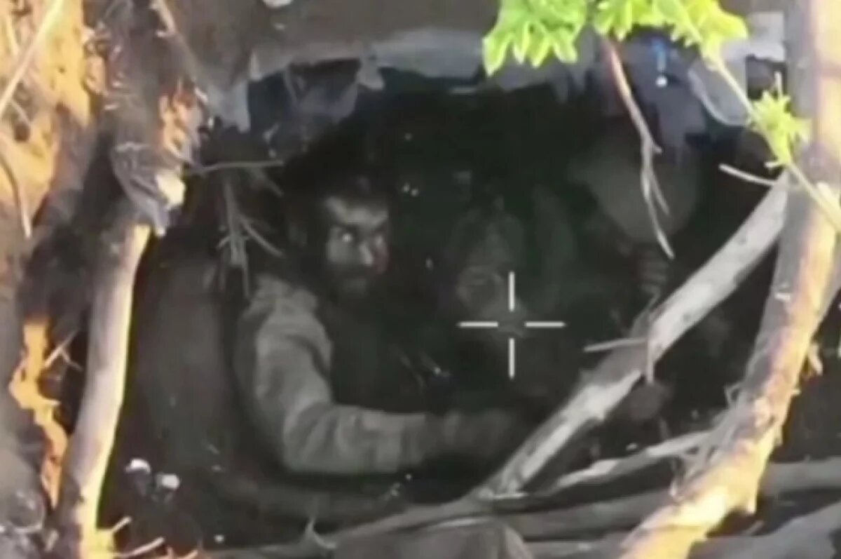    Уничтожение укрытия с колумбийскими наемниками сняли с воздуха