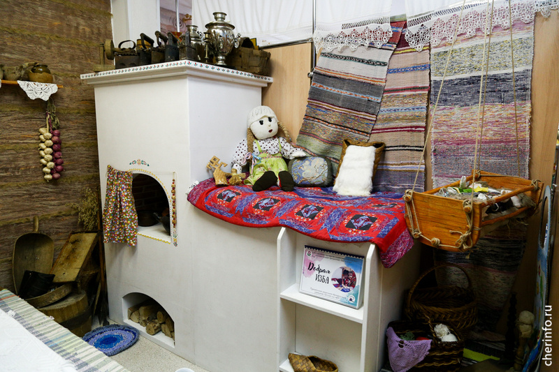    Мастерская ремесел открылась в детсаду "Кузнечик" на Краснодонцев, 90.