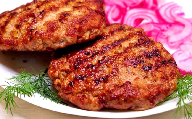 Сочные котлеты, как в ресторане: подробный рецепт для домашней кухни