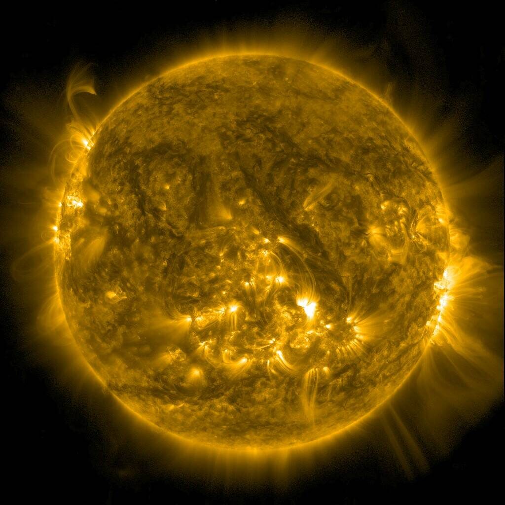 Солнечная коронаФото: xras.ru