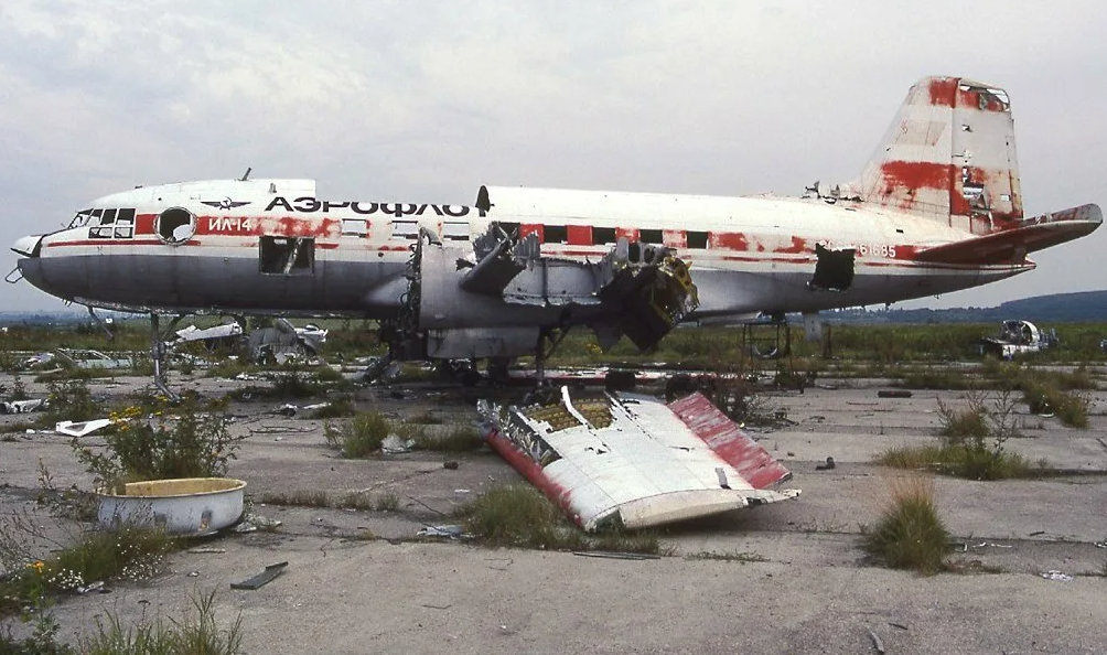 Как мы разучились строить самолеты? Ваш "Суперджет" не такой уж и супер. Мнение общественности