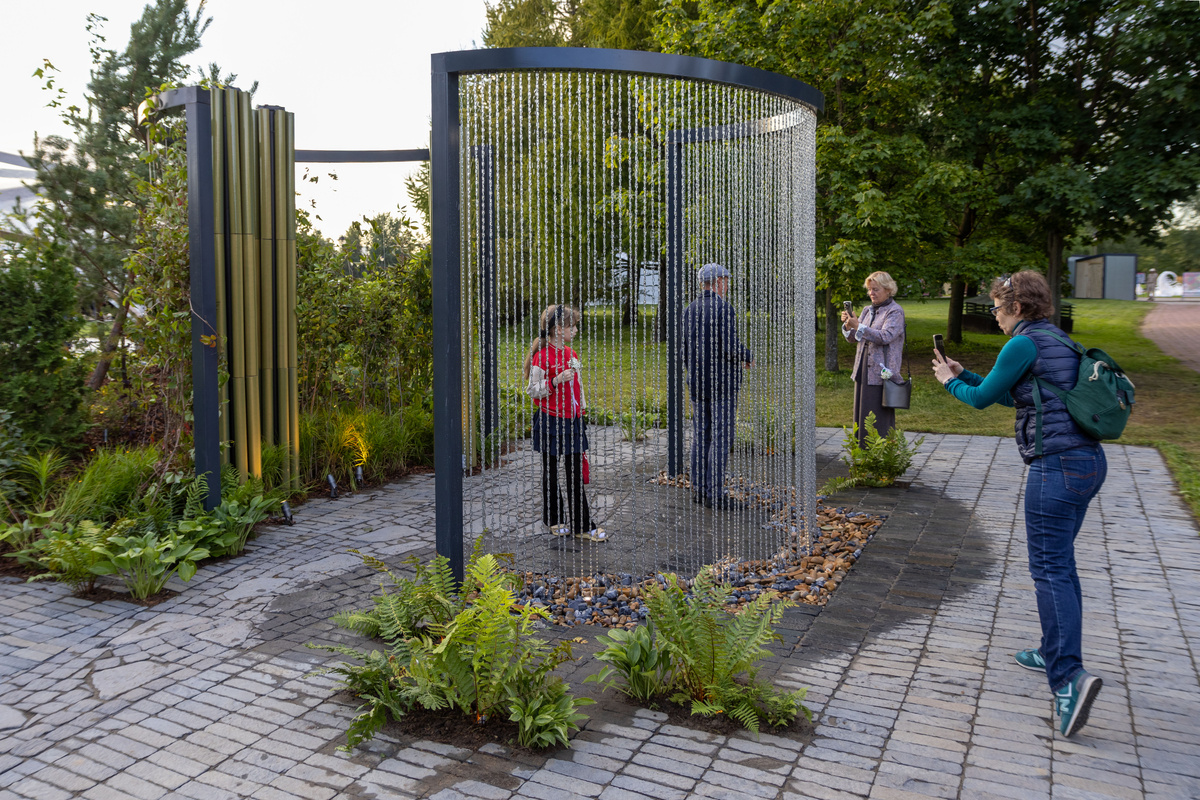 Symbiosis. Автор: Юлия Нечаева