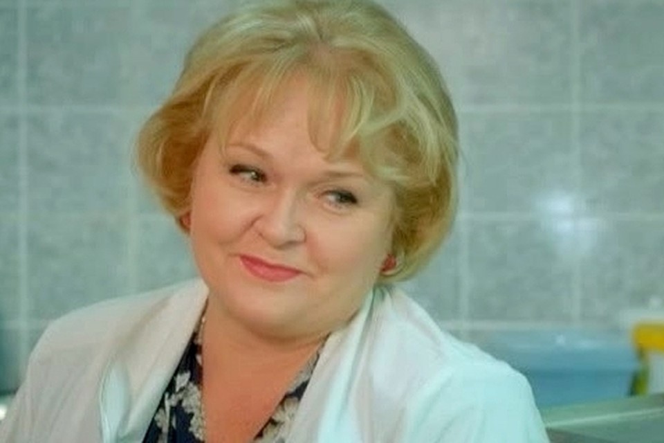    Актриса сыграла главврача в сериале "Земский доктор. Любовь вопреки", 2014 год кадр из фильма