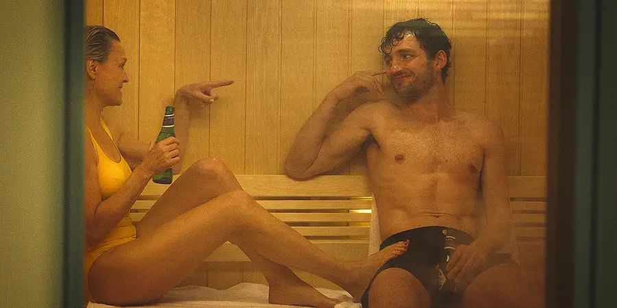 Кадр из фильма "Девушка моего сына"