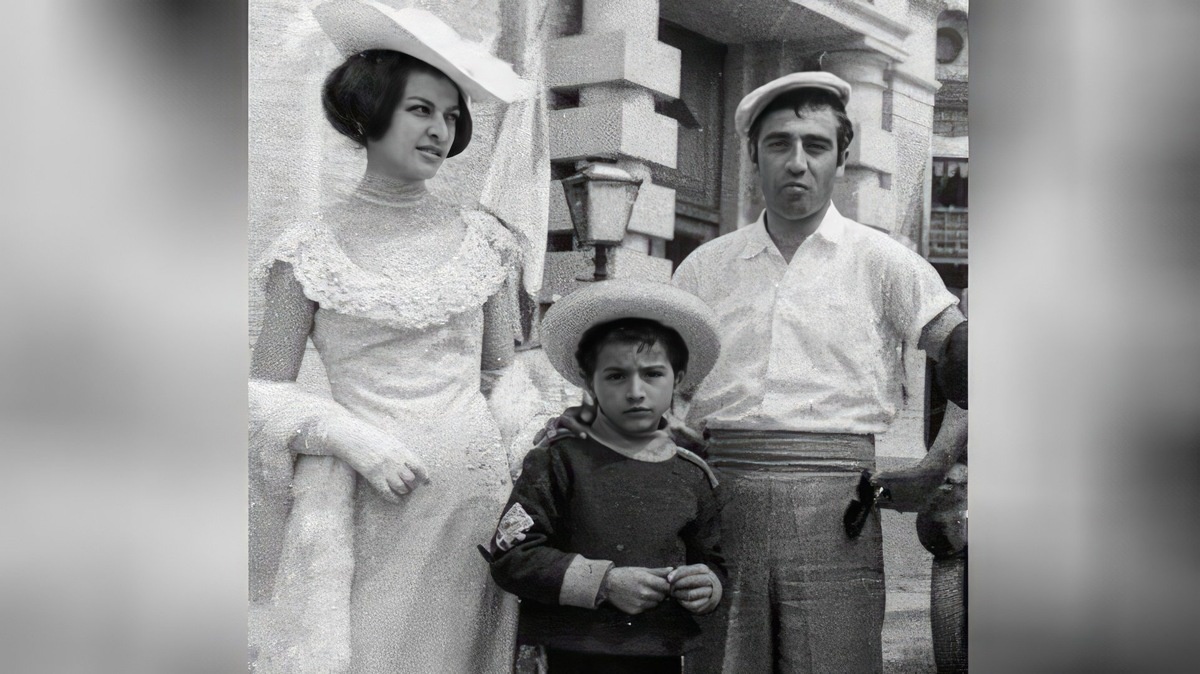 Родители и старший брат Давид