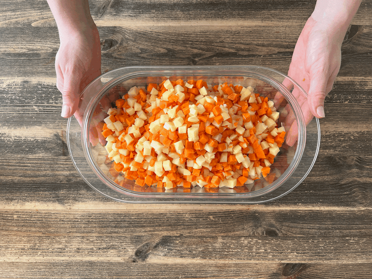 Вот так я теперь нарезаю овощи для оливье (или для окрошка) всего за пару минут! Фантастика!