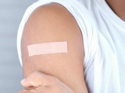    Умный пластырь с ИИ ускоряет заживление ран на 25%