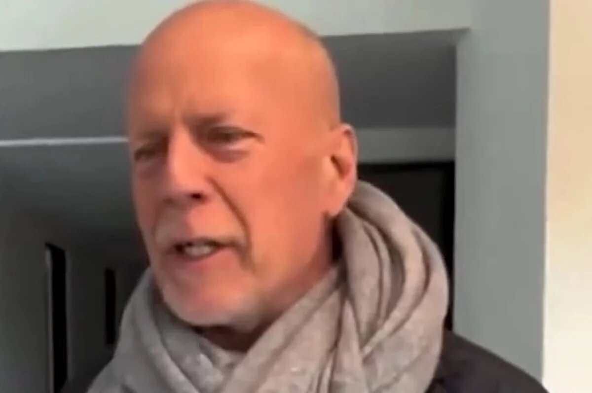    RadarOnline: в семье Брюса Уиллиса растет напряжение из-за наследства