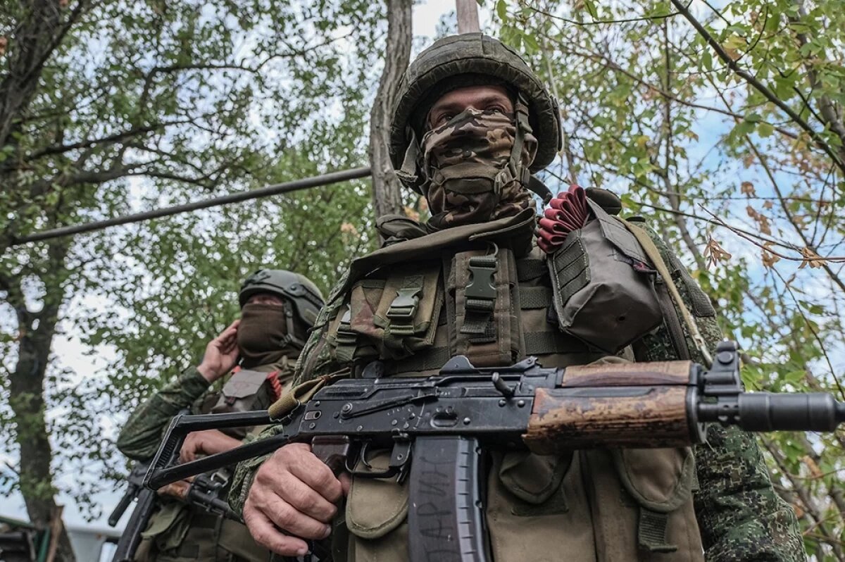    Бойцы ВС РФ в зоне СВО.
