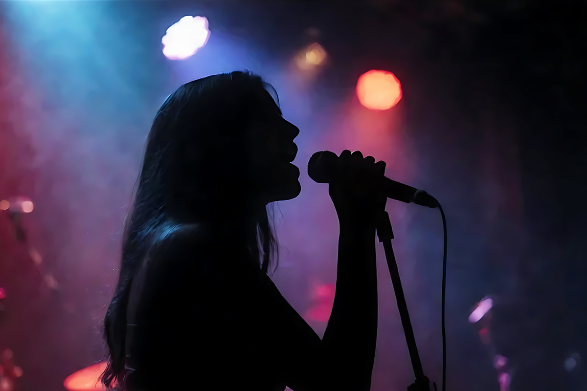 Цыганова признала важность конкурса, но раскритиковала подбор участников.  Фото: изображение сгенерировано нейросетью Kandinsky 3.1