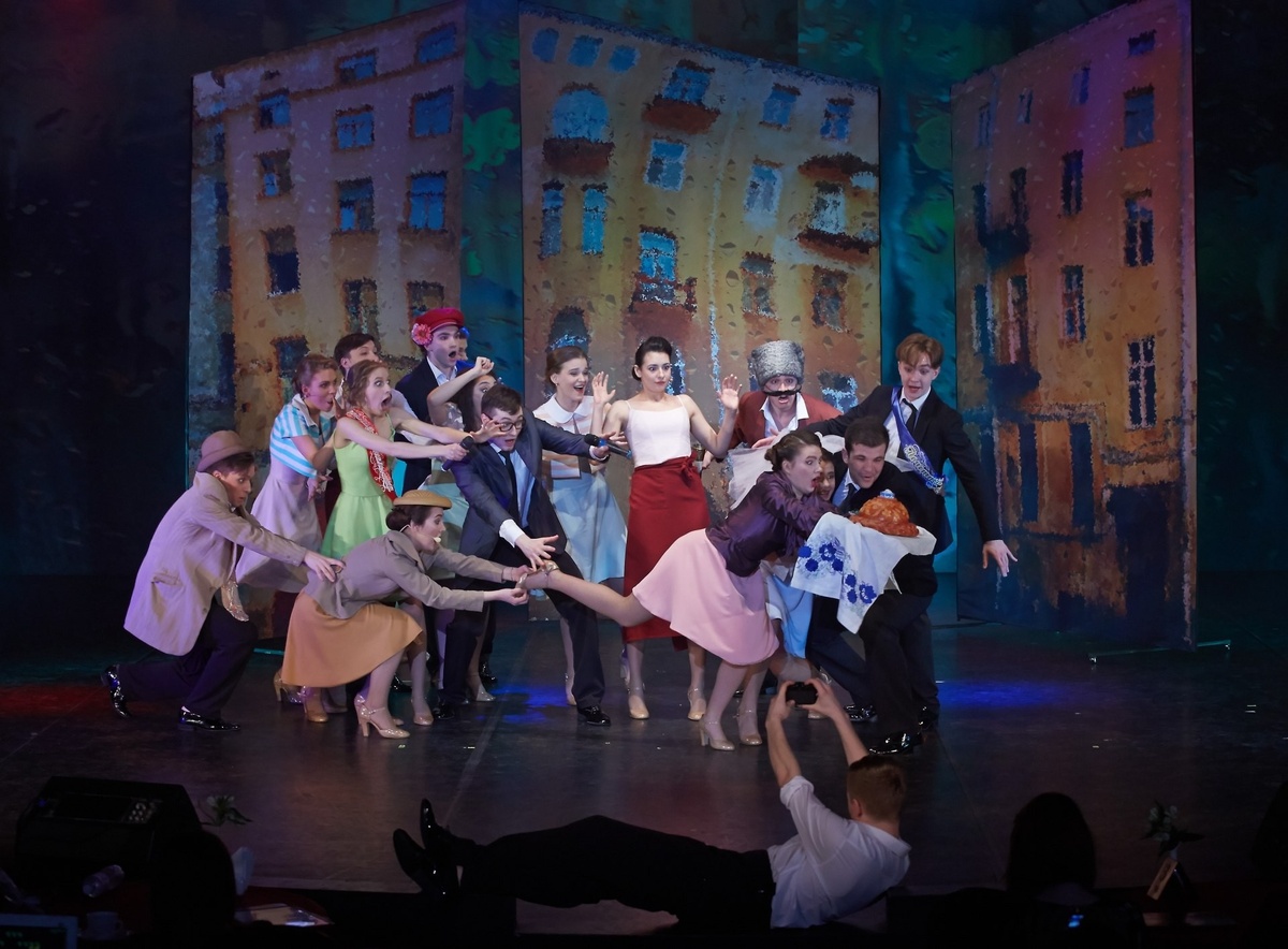 Фото взято с сайта театра