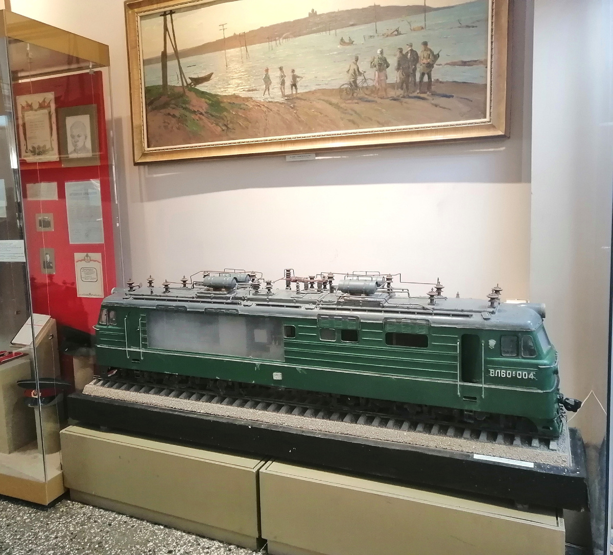 Модель элетровоза ВЛ-60 в экспозиции Музея Истории Донского Казачества 