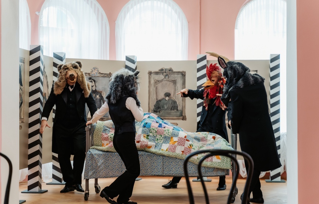 В Твери открылась выставка «Герои Салтыкова-Щедрина глазами советских художников