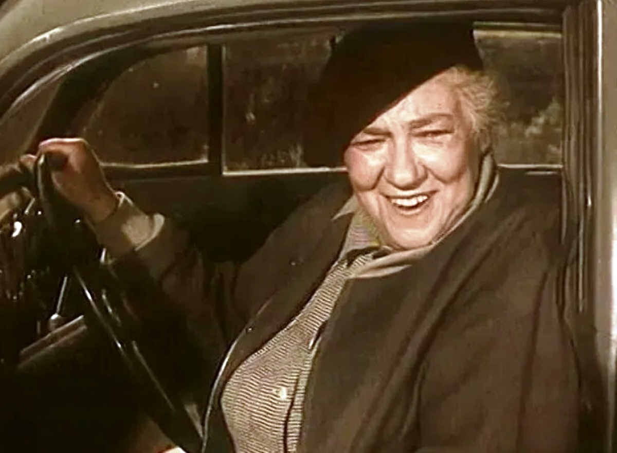 Скриншот автора. Фильм "Осторожно, бабушка!"(1960). 