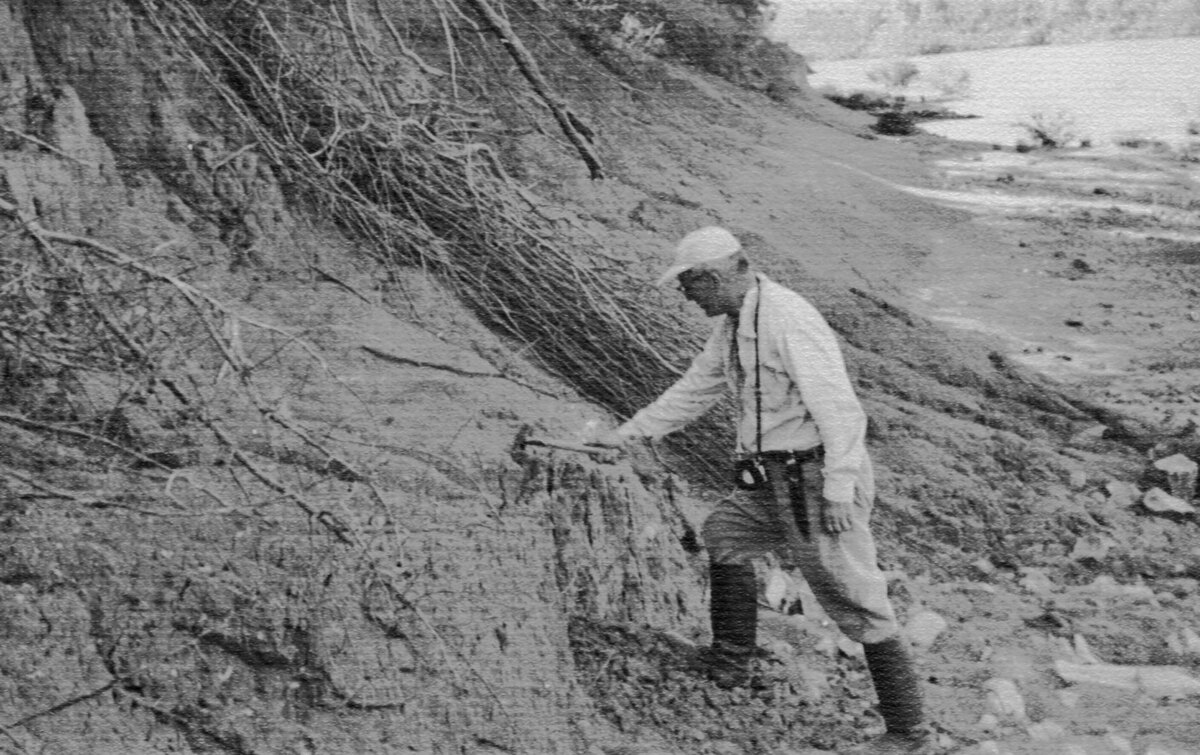 Георгий Георгиевич на одном из своих исследовательских выездов по Уругваю