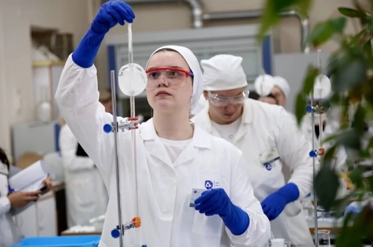    Владимир Мазур поздравил томских атомщиков с профессиональным праздником