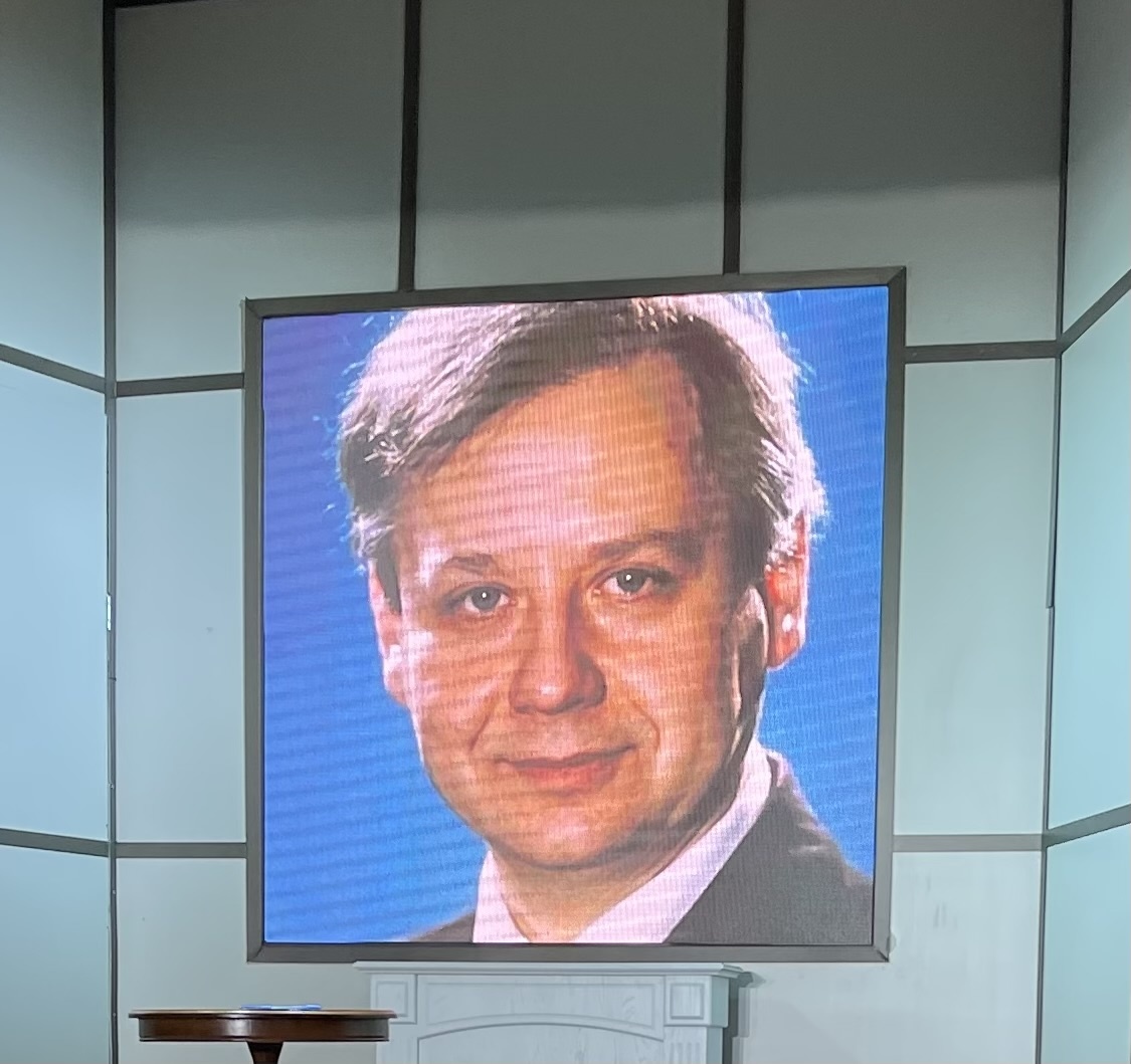 «Я-бульдозер. Есть машины «Феррари», «Лексус», «Шевроле», а я-бульдозер. Так что никогда не соскакивал, не увиливал и не сваливал на других»