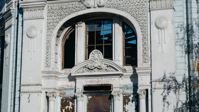     Бийск. Пассаж Фирсова. Ирина Пергаева.