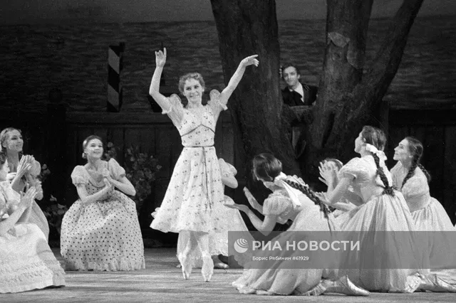 © РИА Новости . Борис Рябинин
Балерина Ольга Лепешинская, 1960 год