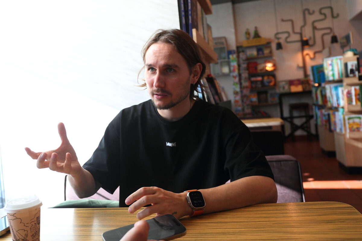 Динар Шайдуллин: «Я как-то увидел на фестивале брейк-данса, как красиво фотографируют, и мне тоже захотелось запечатлеть людей со стороны»Фото: © Михаил Захаров / «Татар-информ»