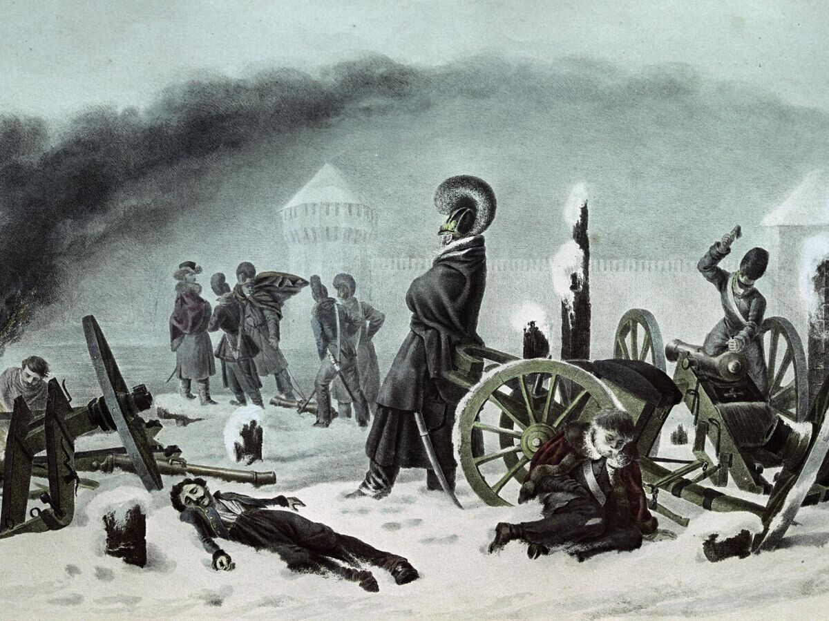    Репродукция рисунка "Французские войска в Смоленске 28 октября 1812 года"© РИА Новости / Павел Балабанов
